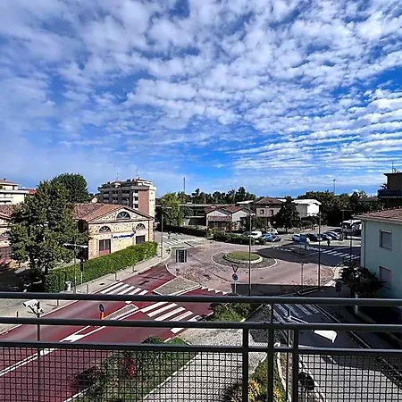 Dealuna Motel